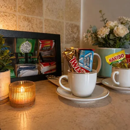 Sweet House *
